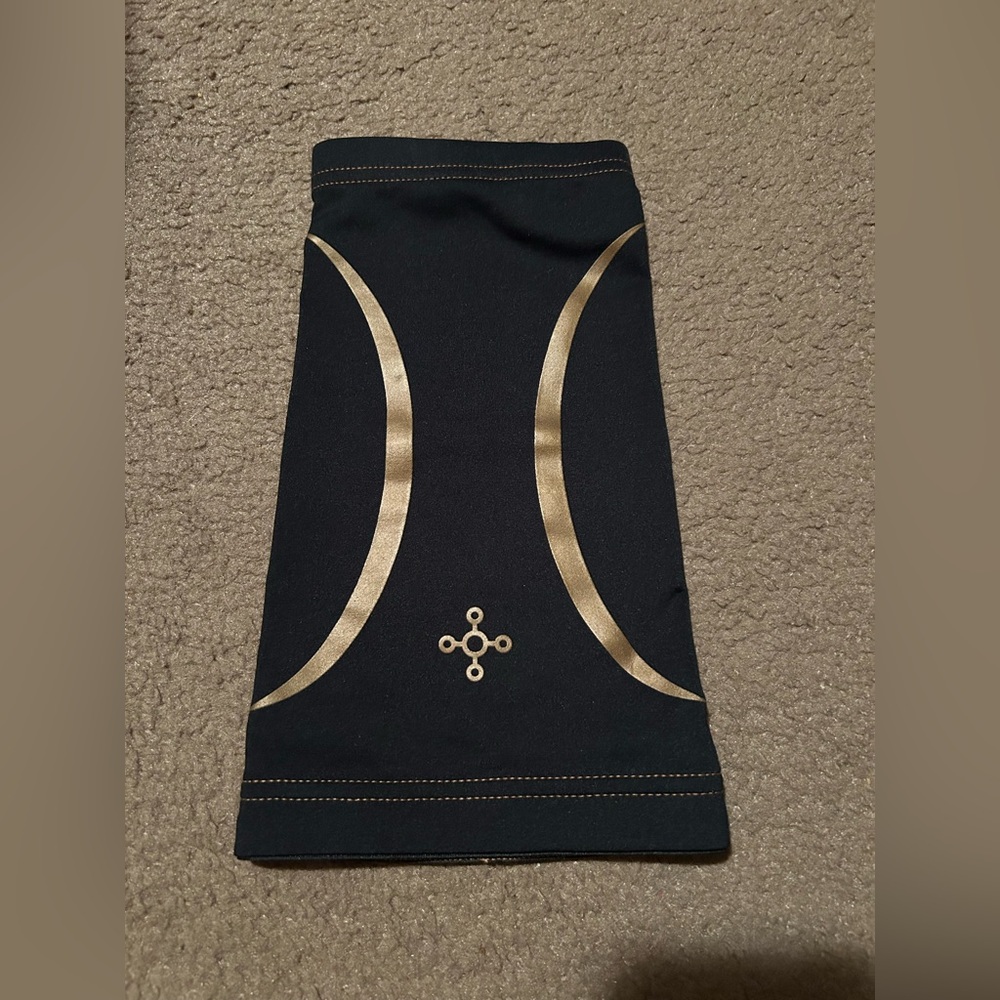 Tommie Copper Sport Compression Knee Sleeve
